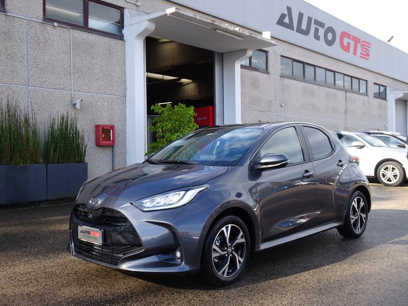 Toyota Yaris 1.5 Hybrid 5 Porte Trend 2025